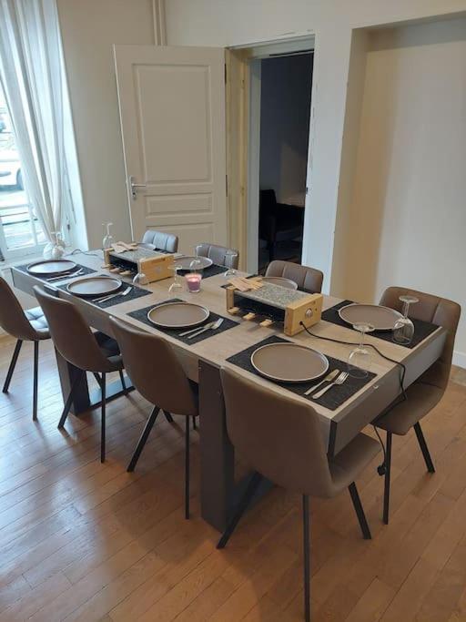 Gite D'Exception 13 Couchages Avec Jacuzzi Et Sauna Chalons en Champagne Bagian luar foto